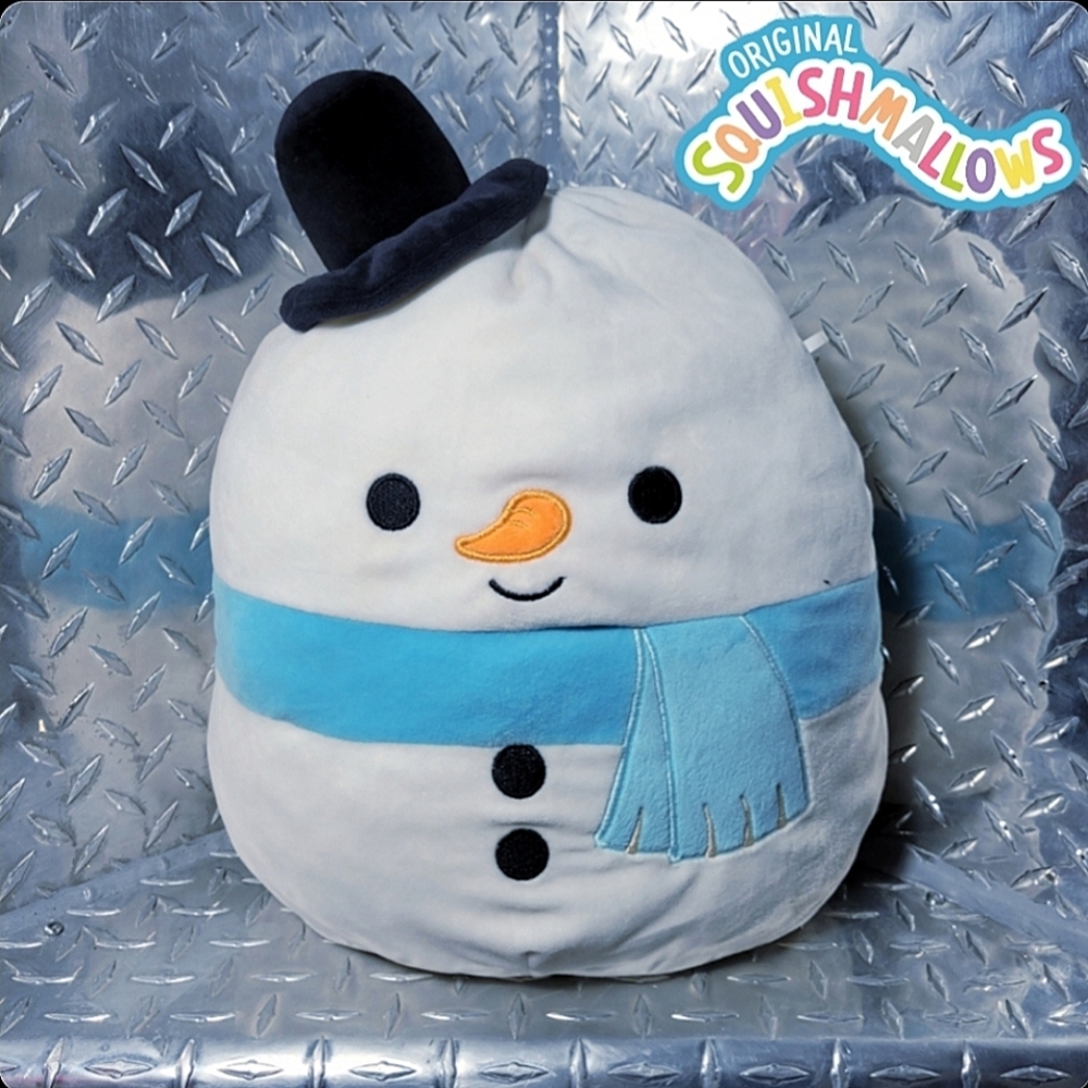 Squishmallows Rare Manny the snowman